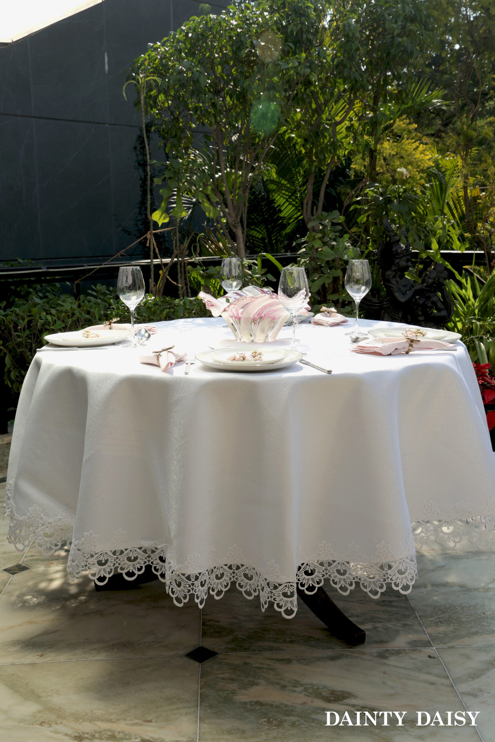 Exquisite Round Table Cloth 90" Diameter