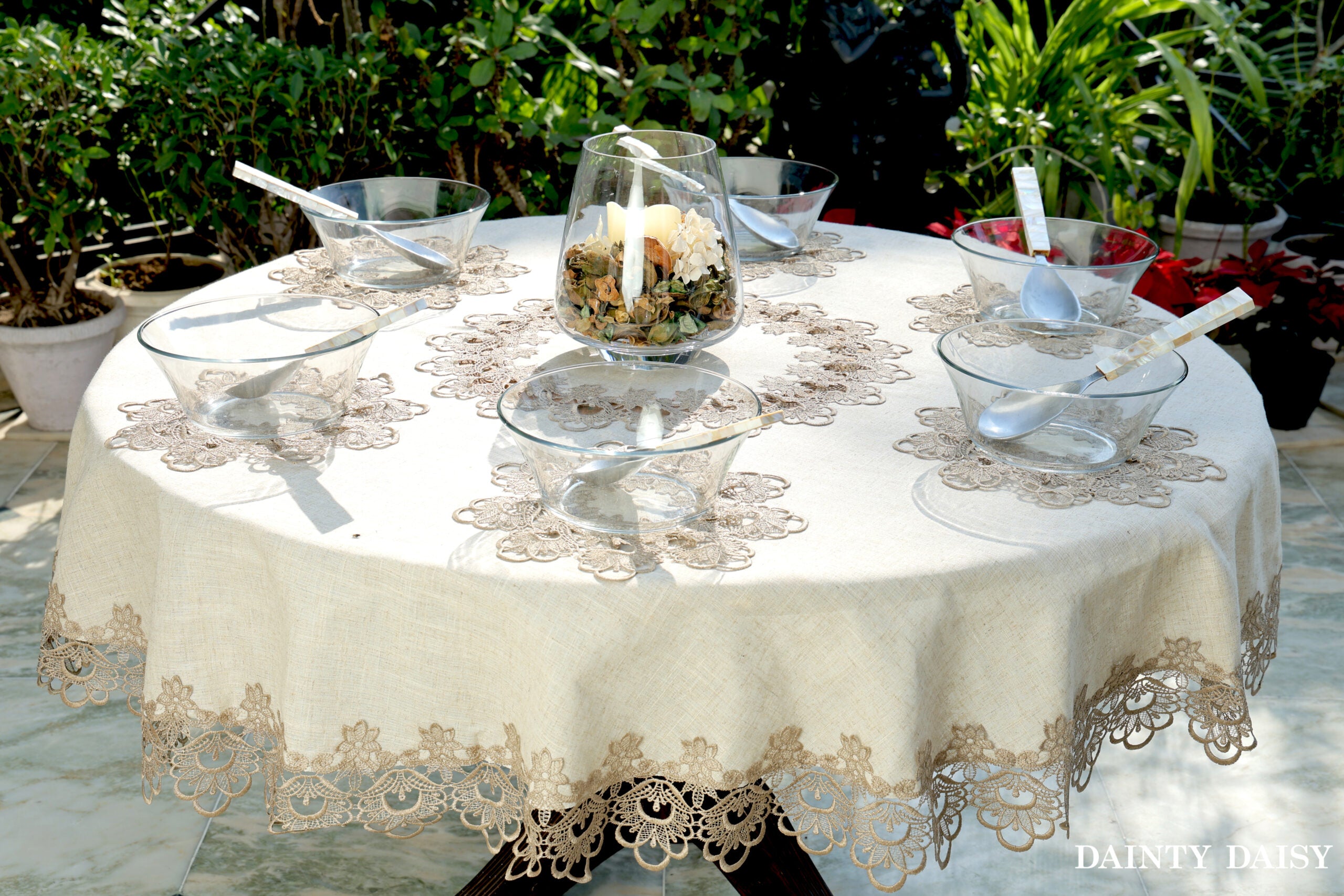 Eternity Round Table Cloth 72" (6-8) Persons