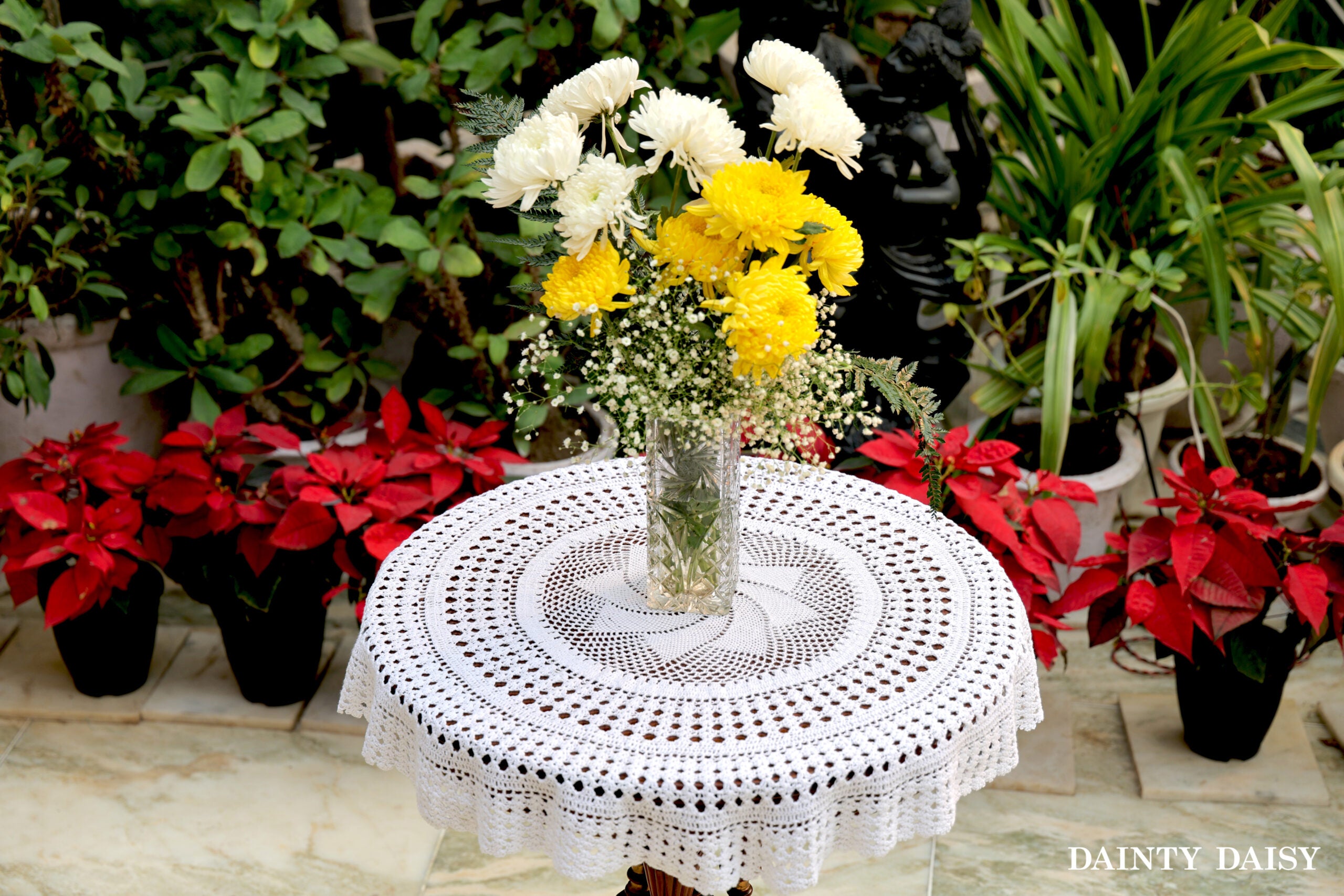 Classic Crochet Round Table Cloth