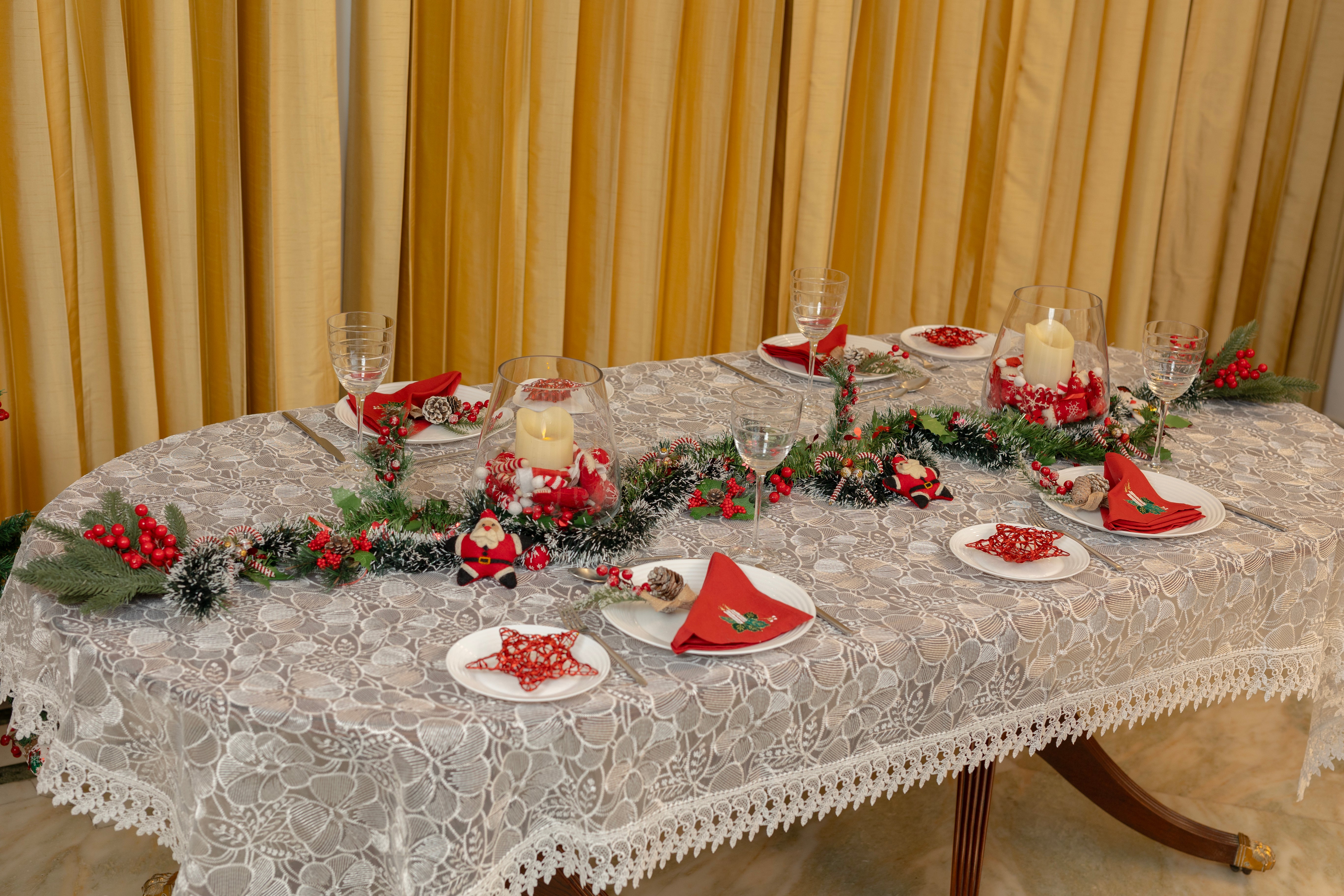 Ethereal Table Cloth 60"X108" (8 Persons)