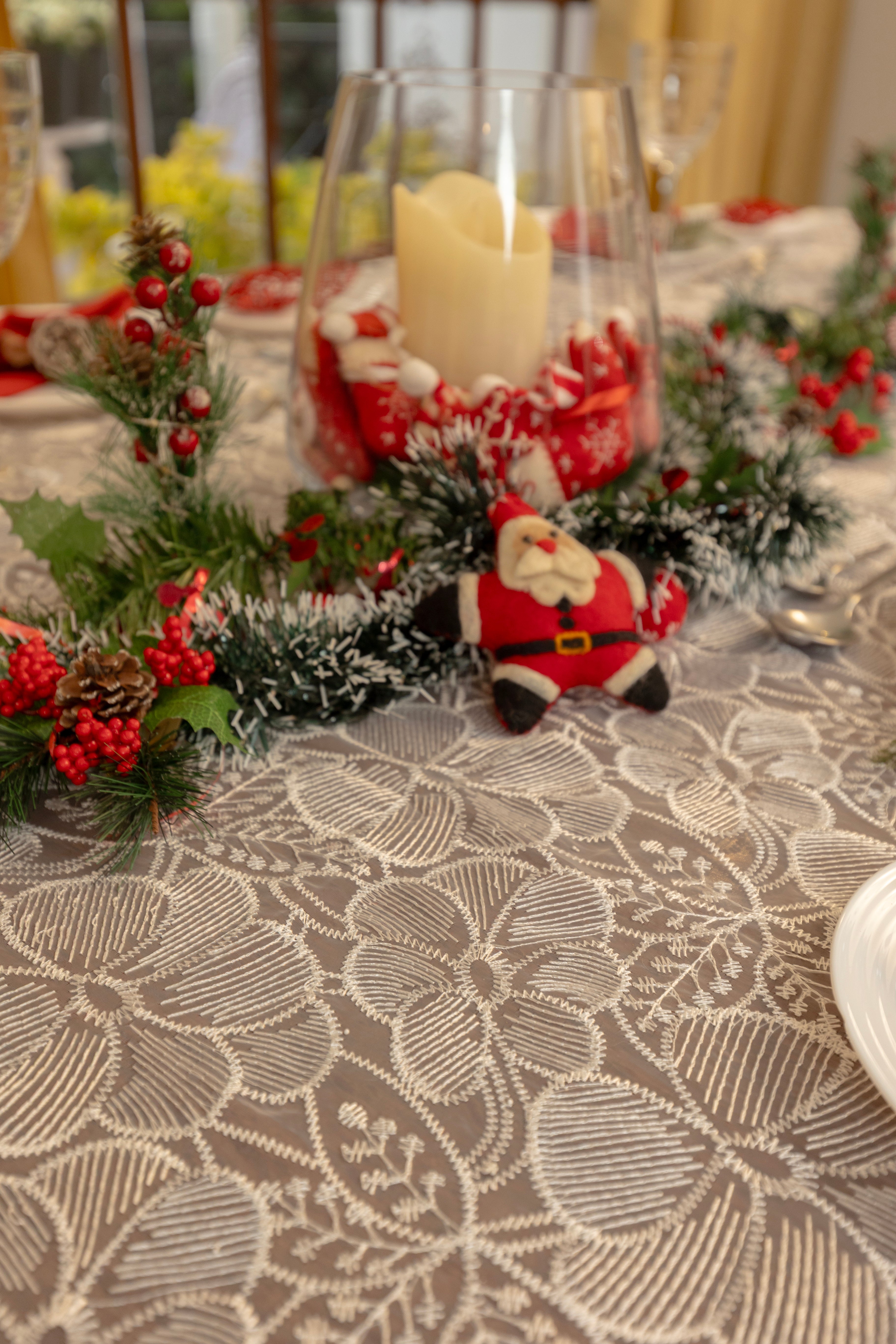 Ethereal Table Cloth 60"X108" (8 Persons)