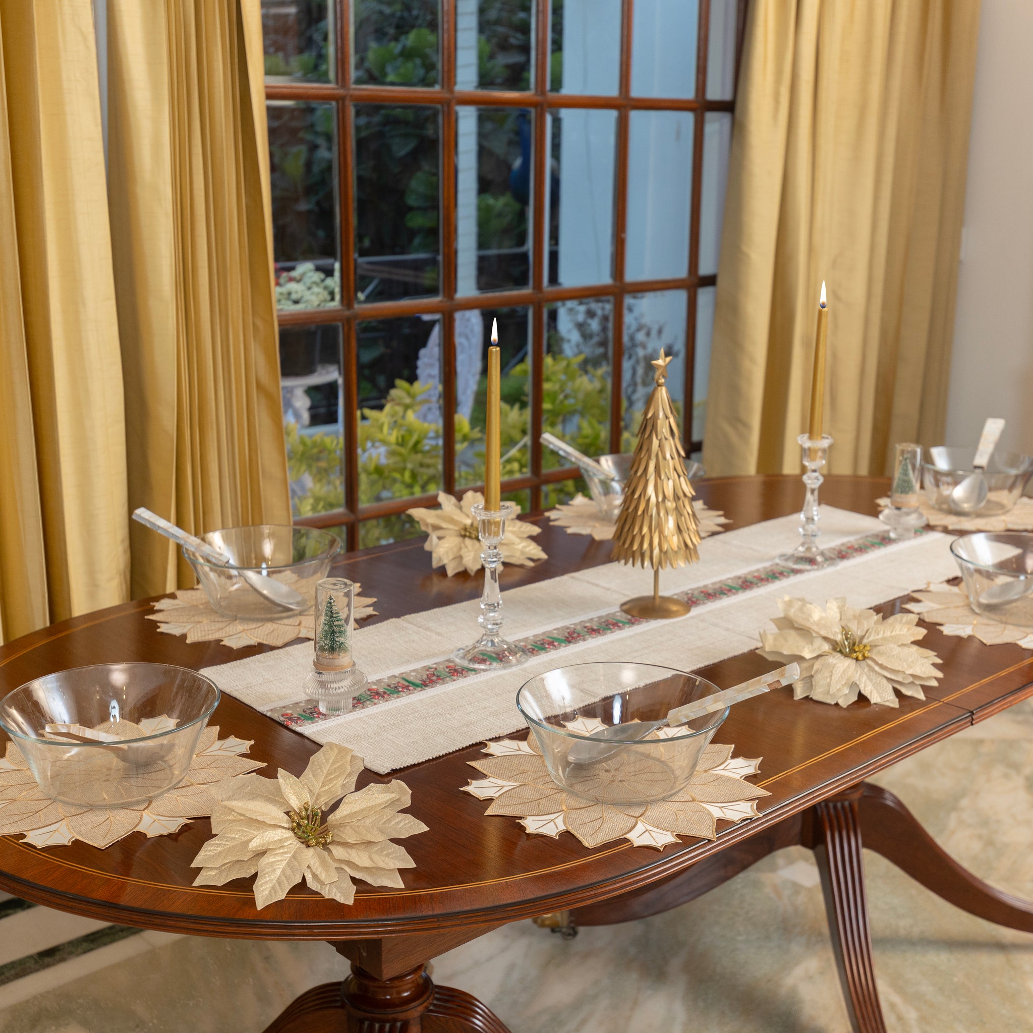 Cream & Beige Poinsettia Place Mats