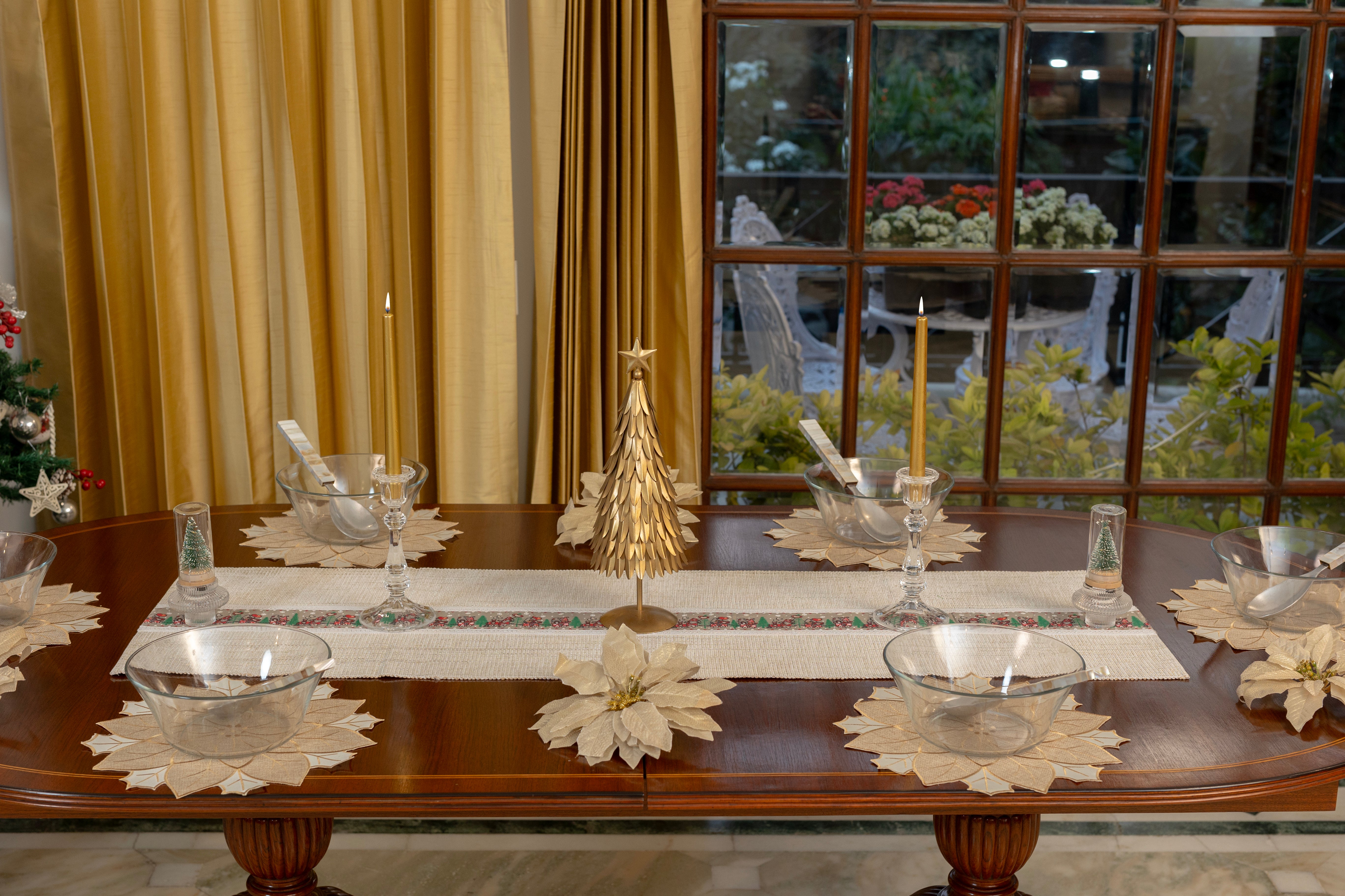 Cream & Beige Poinsettia Place Mats