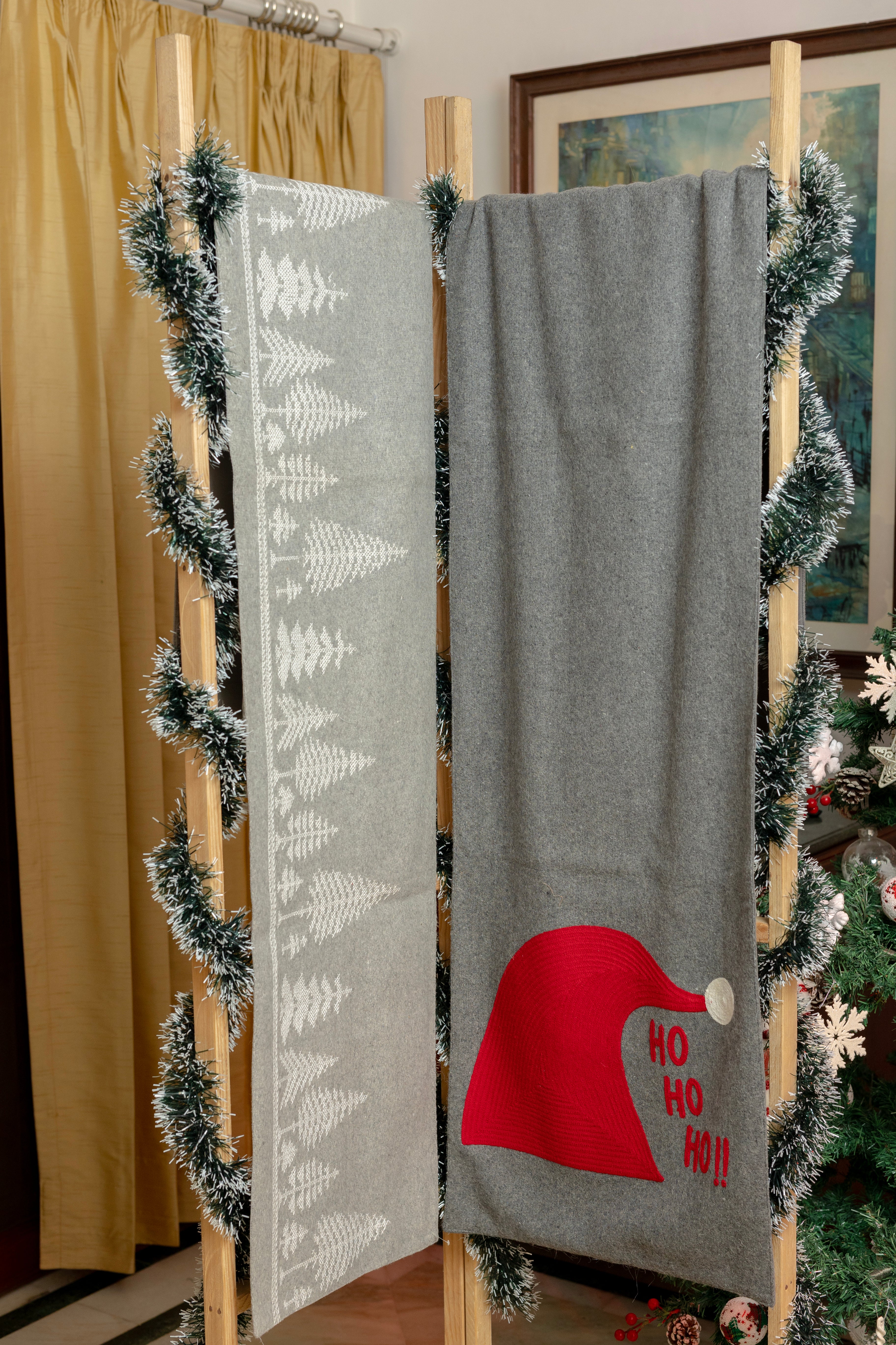 Xmas 8 Table Runner 18.X74″