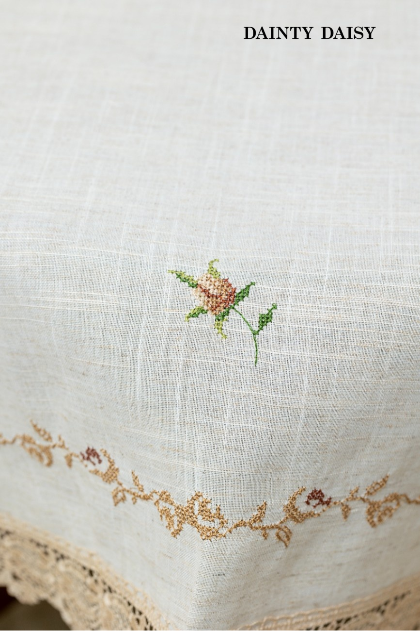 Rose Garden 1 Table Cloth 60"X108"