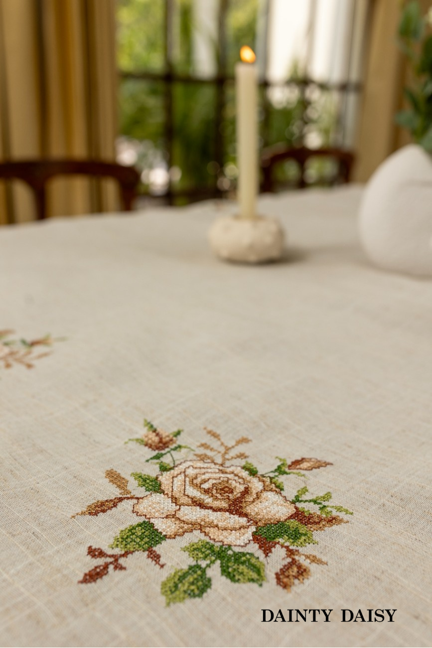 Rose Garden 1 Table Cloth 60"X108"