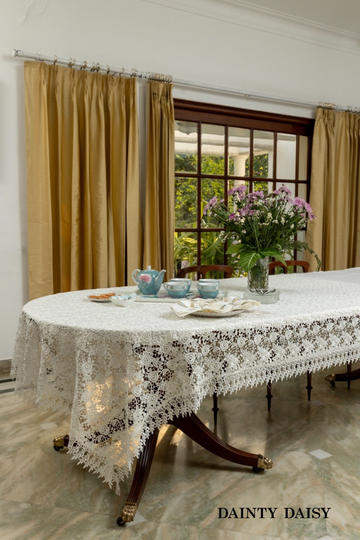 Bed of Roses (White) Table Cloth 60"X90"