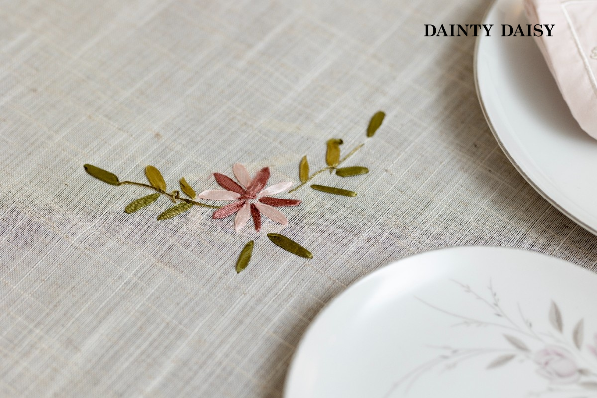 Hera Table Cloth 60"X144"