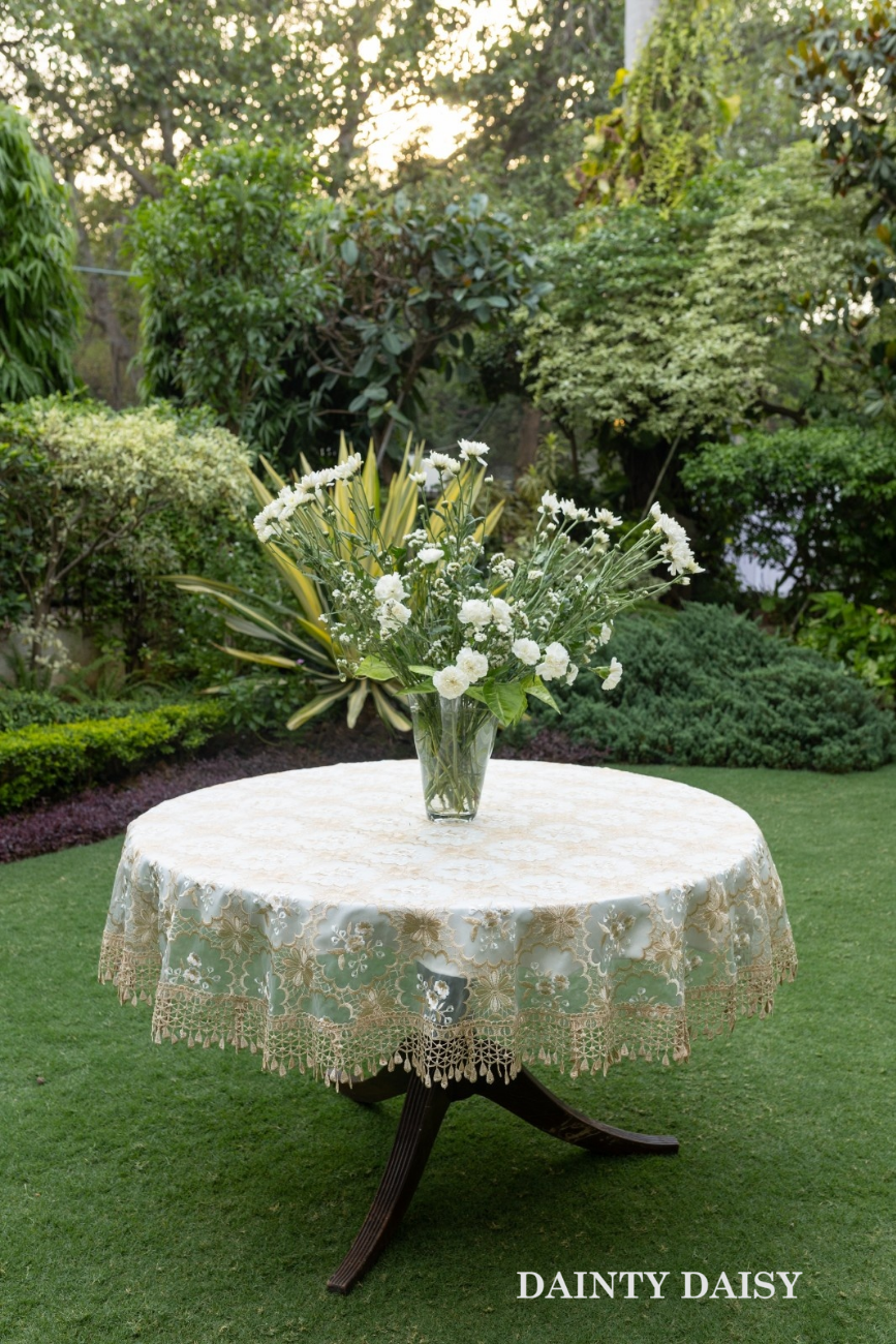 Arcadia 2 Round Table Cloth