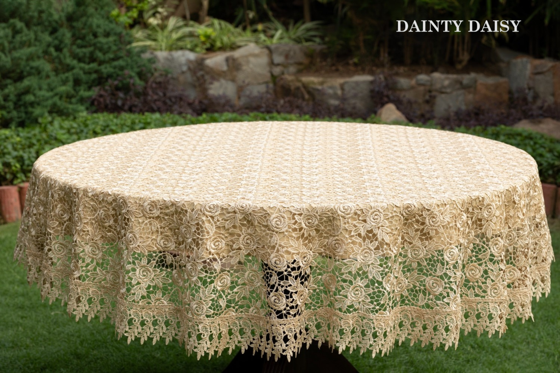 Bed of Roses (Beige) Round Table Cloth