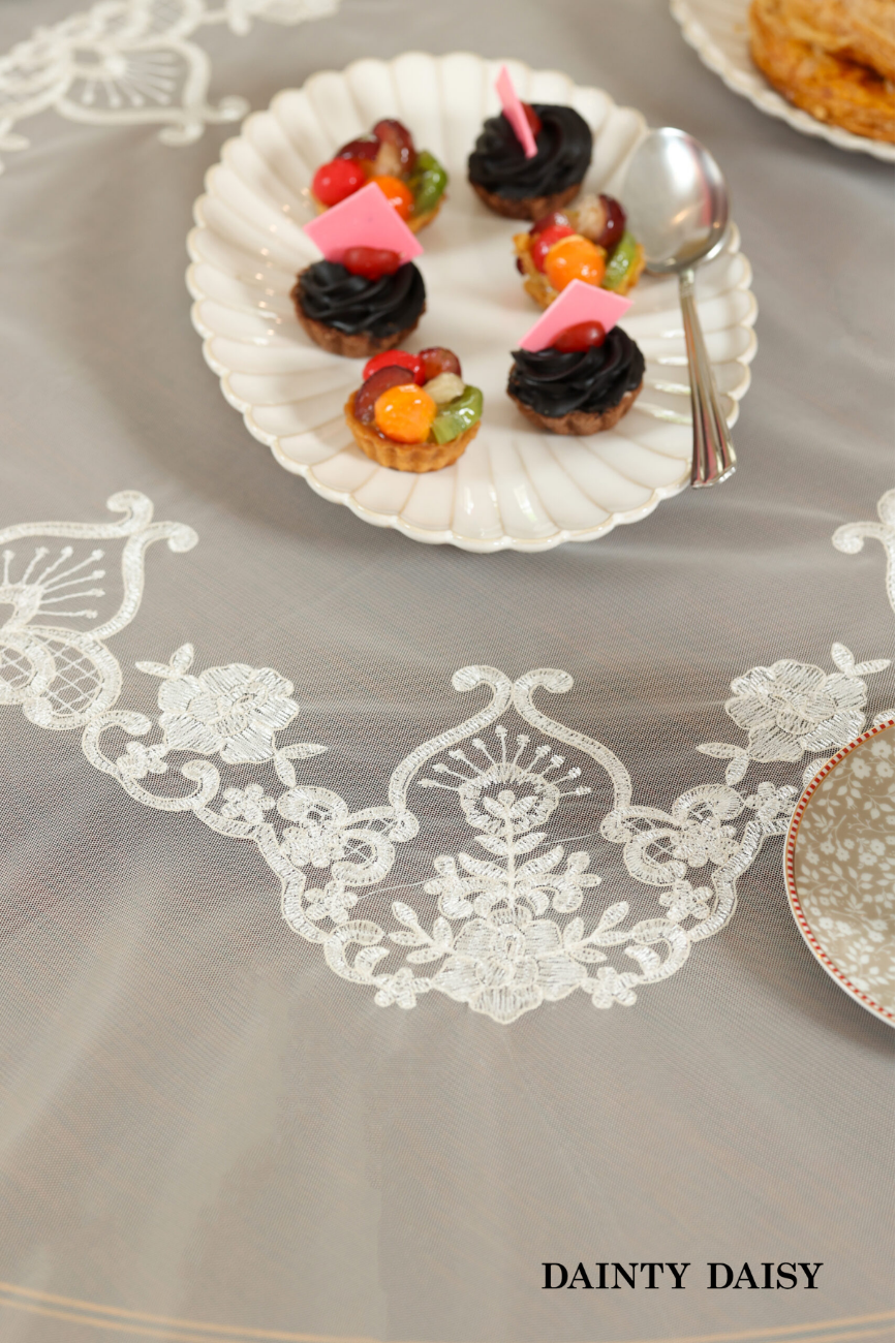 Supreme Table Cloth 60"X90"