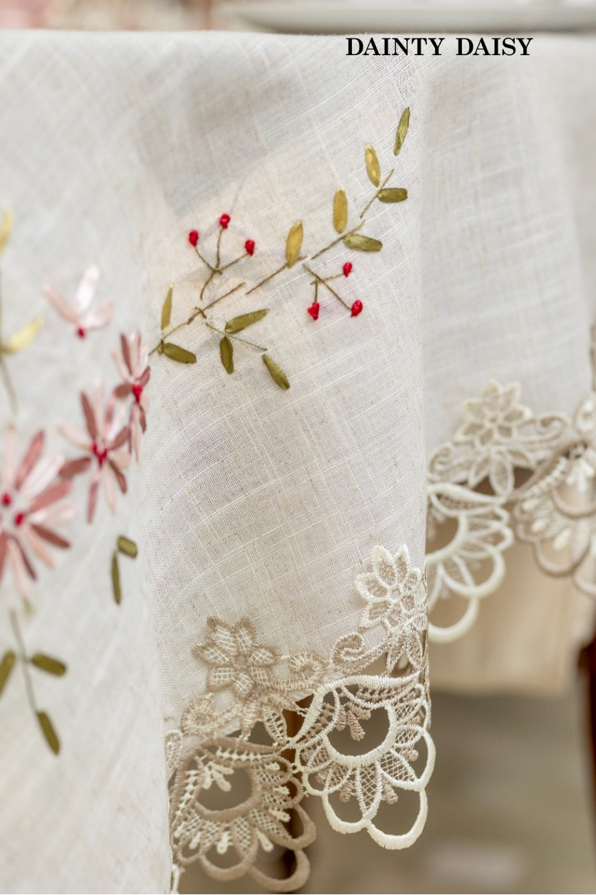 Hera Table Cloth 60"X144"