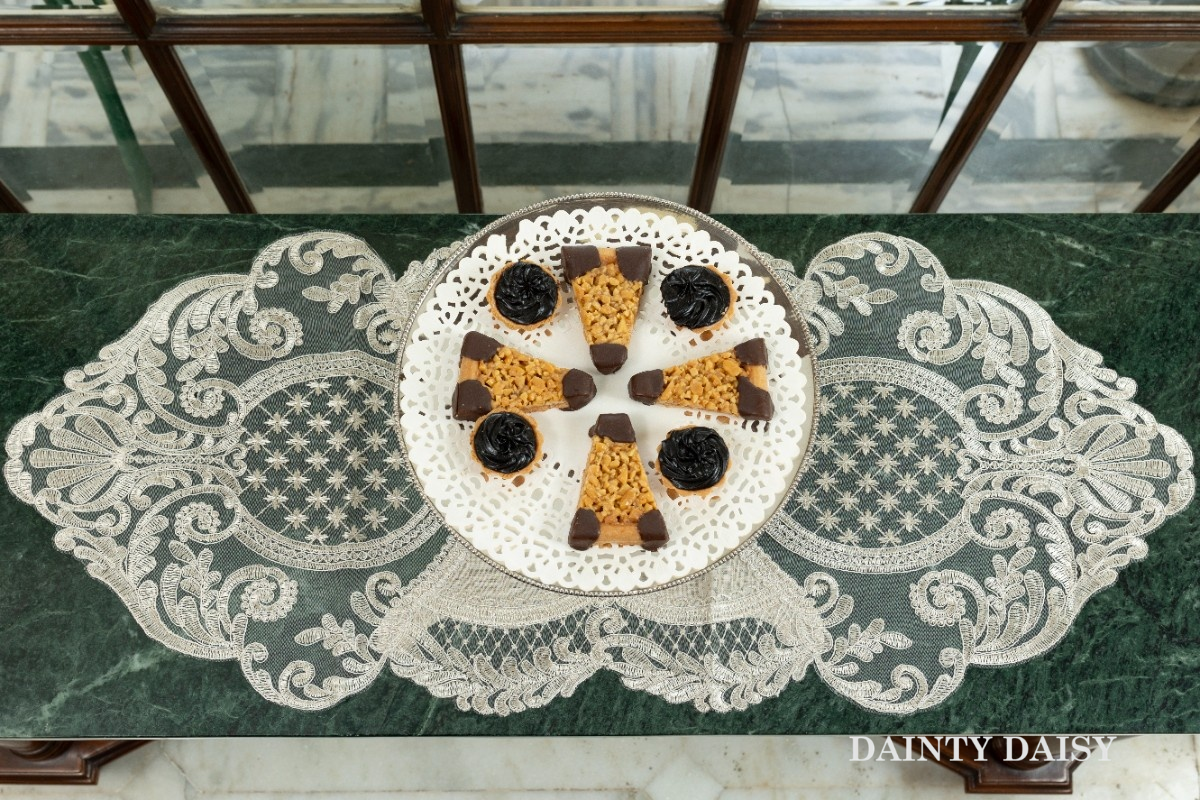 Aphrodite (Beige) Table Runner 3 Feet