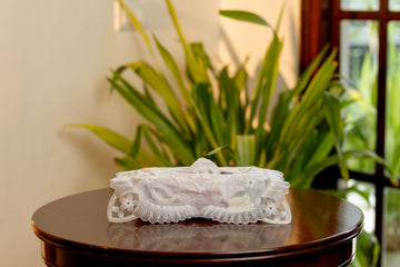D1 White Tissue Box Cover