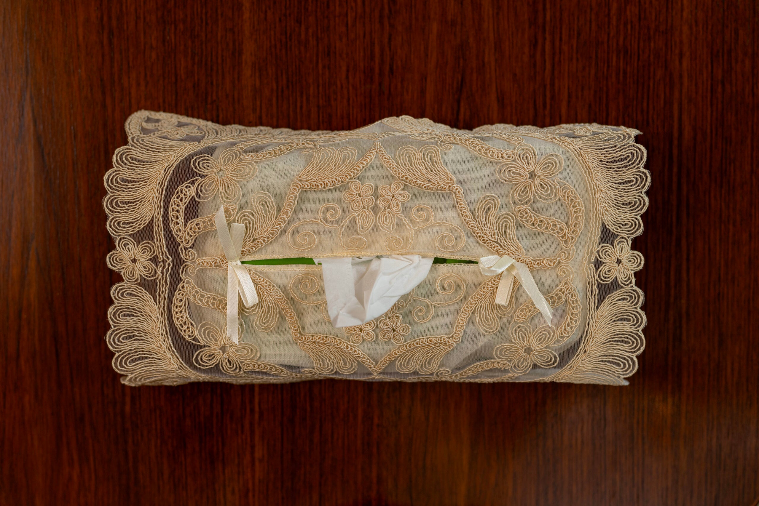 D1 Beige Tissue Box Cover