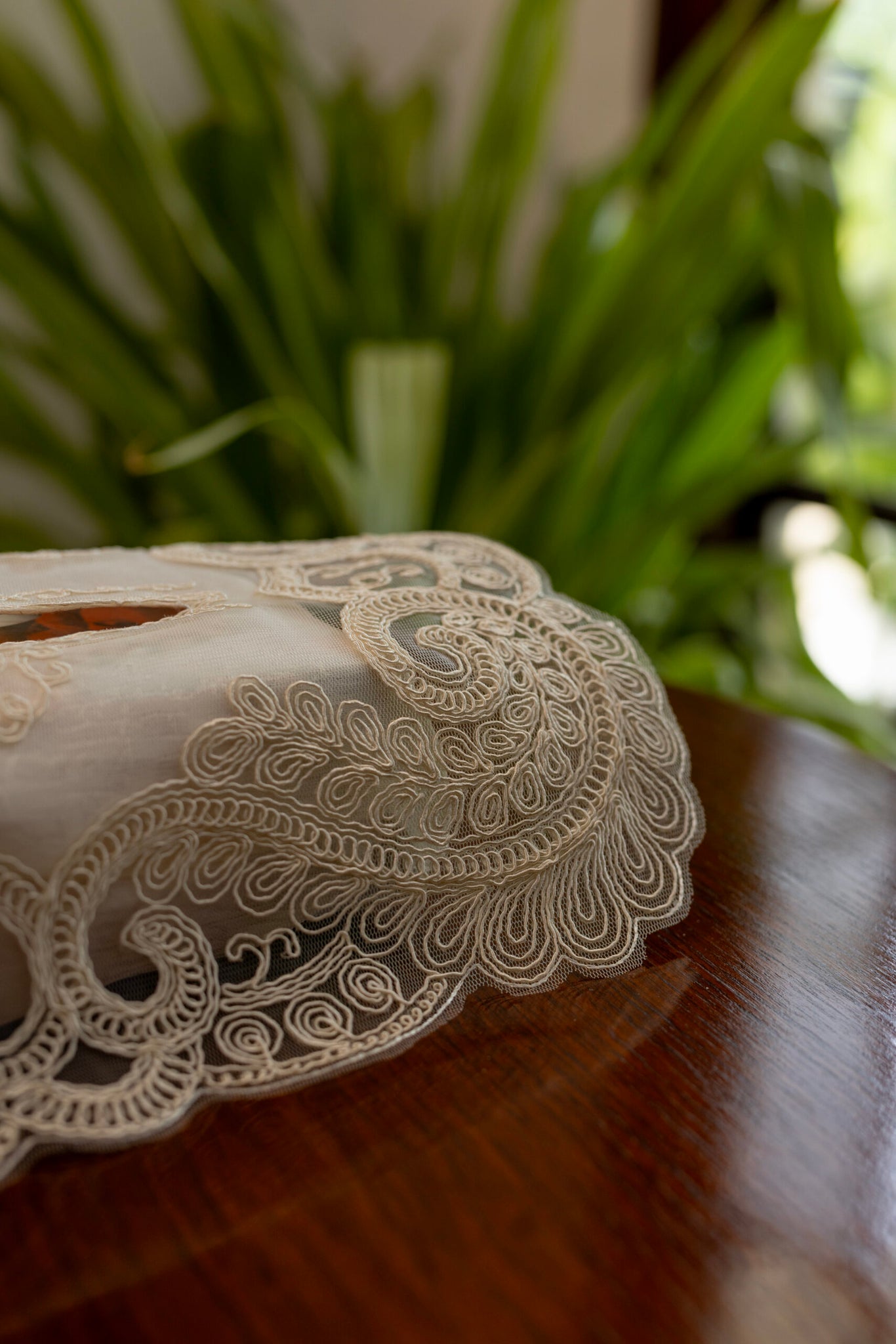 D2 Cream Tissue Box Cover