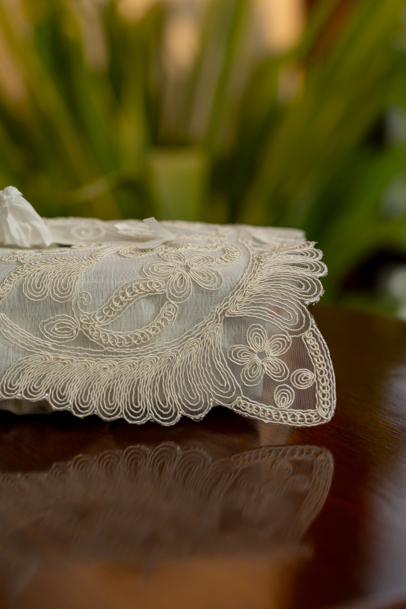 D1 Cream Tissue Box Cover