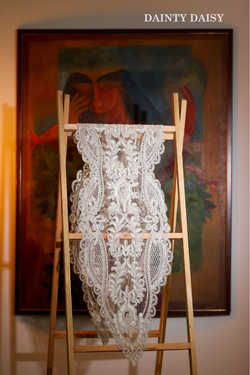 Diana Table Runner 6 Feet