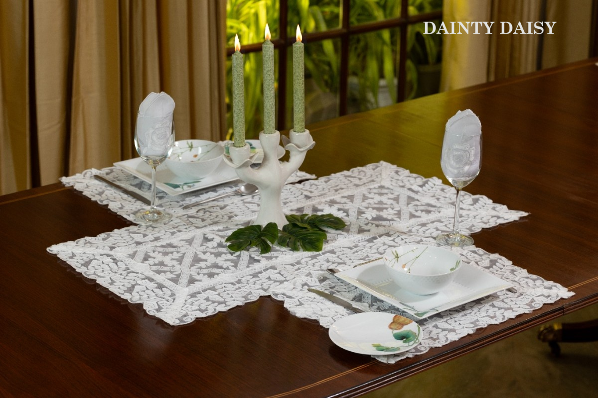 Evergreen White Table Runner 3 Feet
