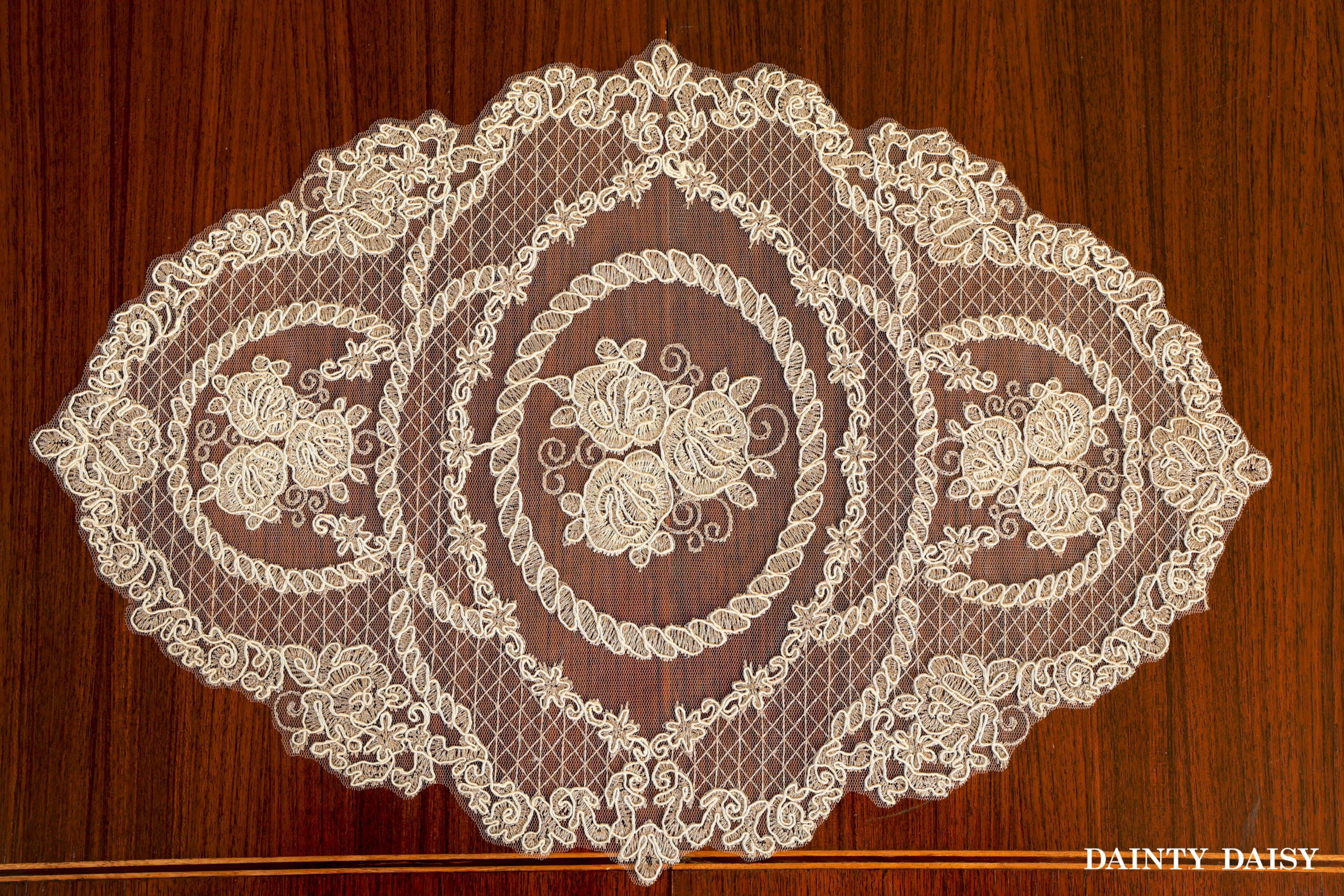 Grace Beige Table Mats