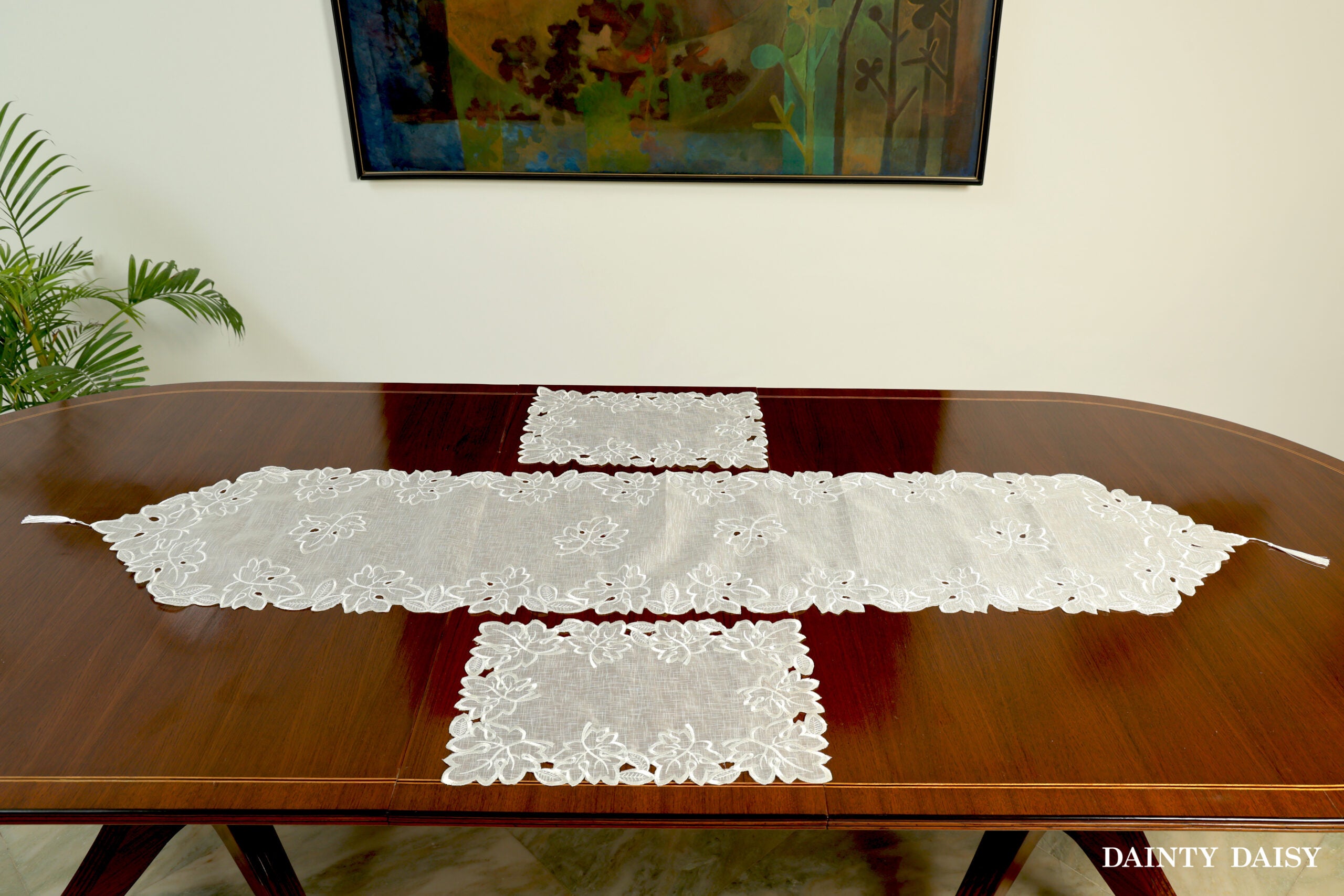 Maple Leaf White Tissue Mats