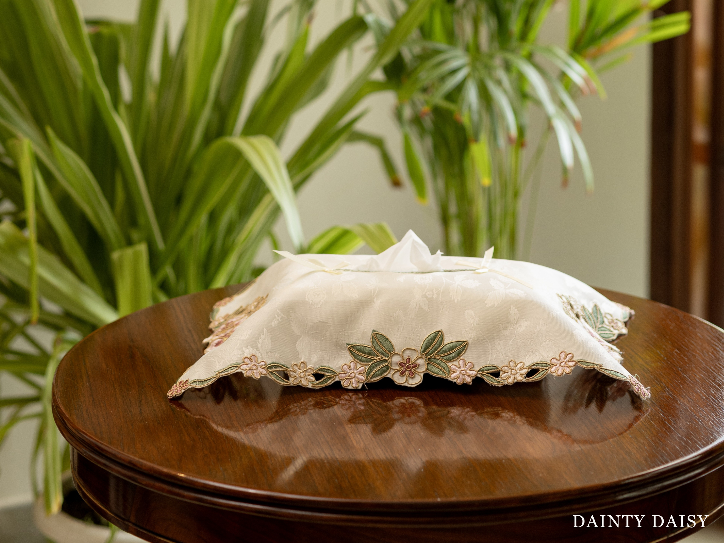 Petunia Tissue Box Cover 16.5″X11″