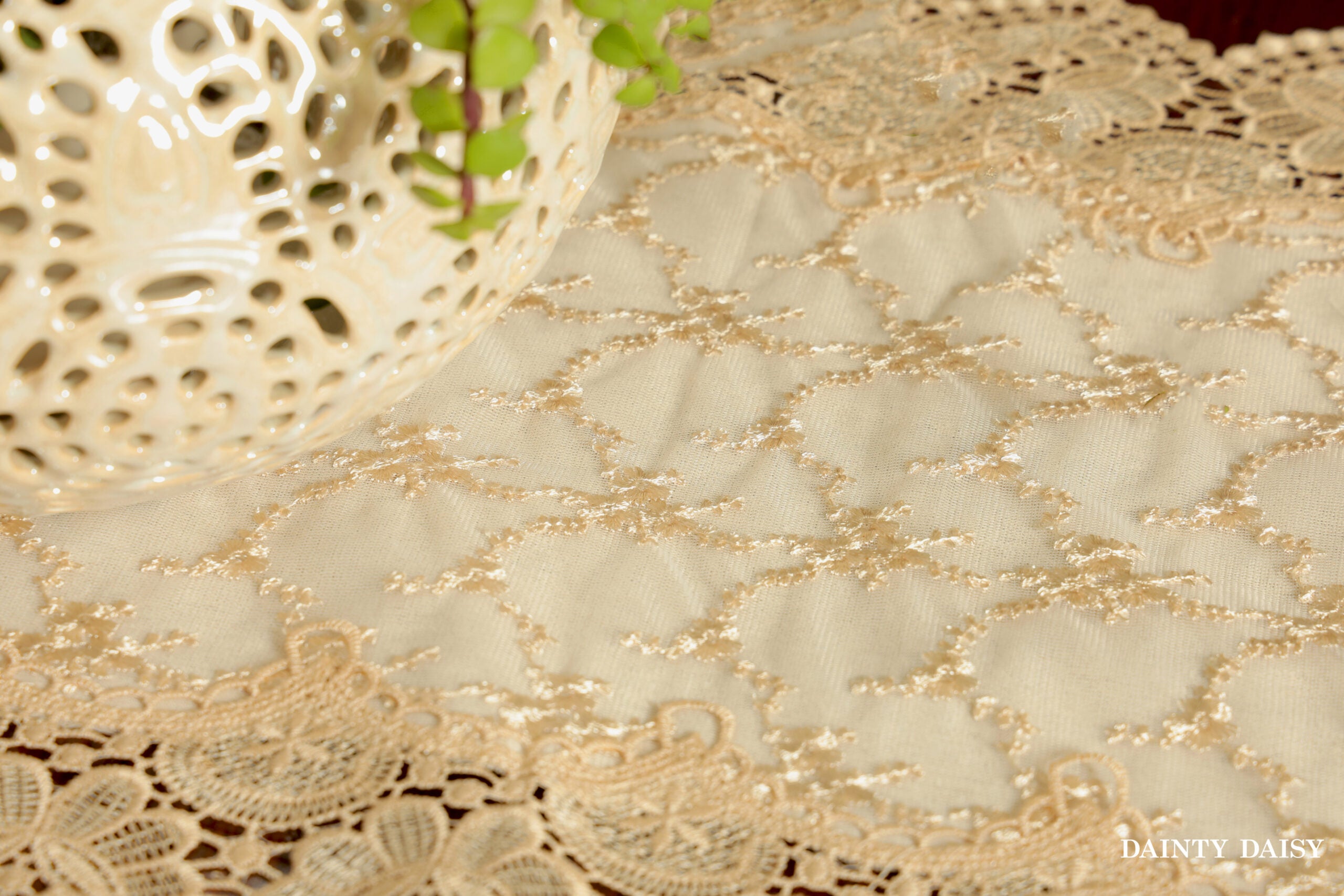 Phantom Table Runner 3 Feet