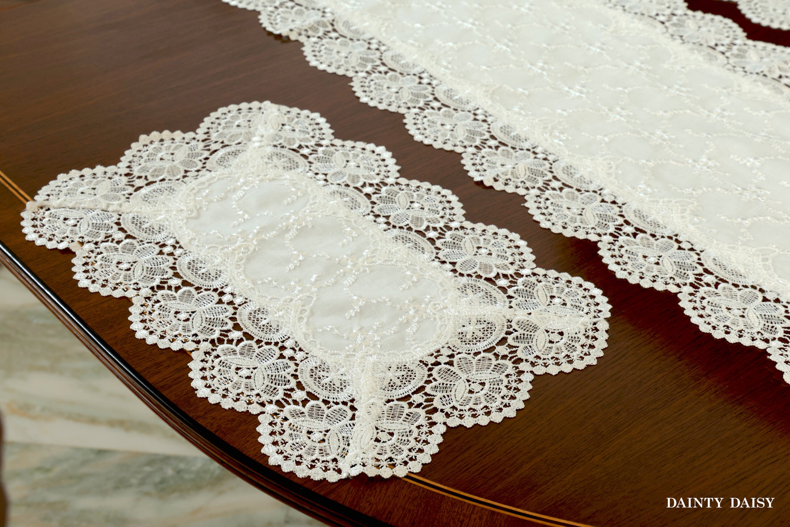 Phantom White Table Runner 6 Feet
