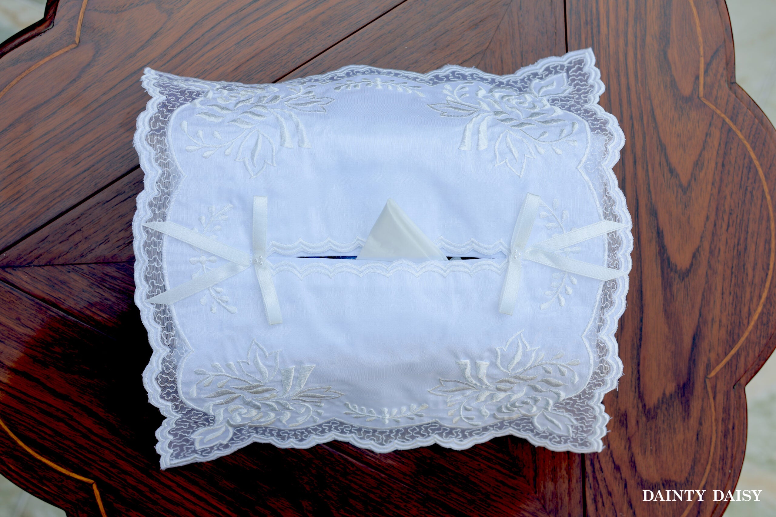 D-13 Pure White Floral Tissue Box Cover