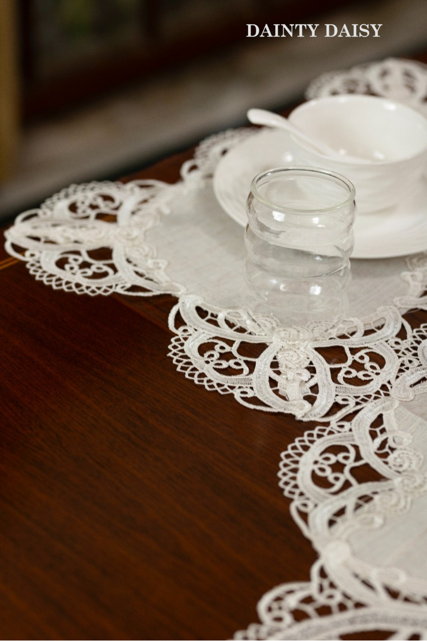 Sublime Table Runner 3 Feet