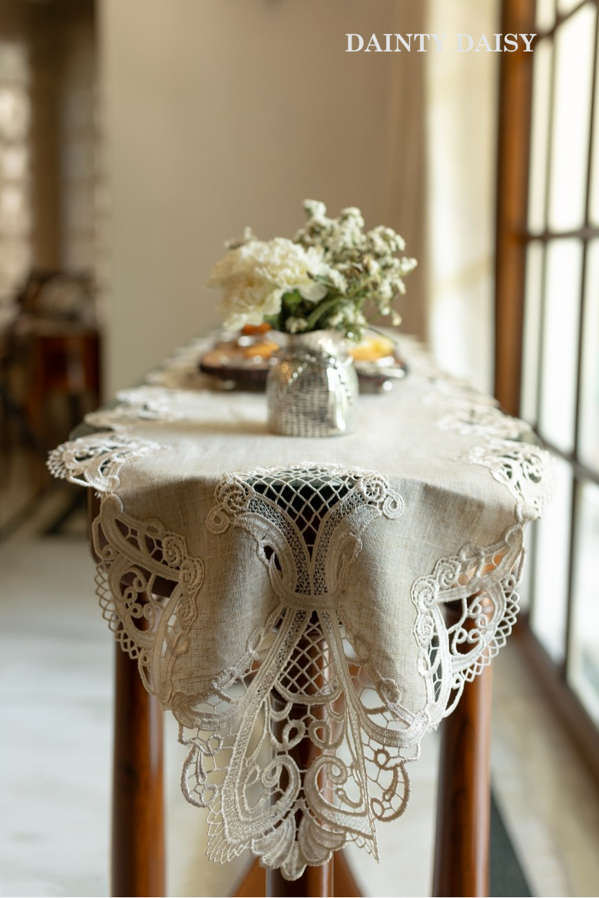 Sublime Table Runner 6 Feet