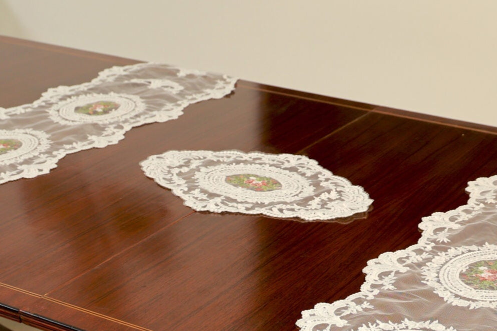Victorian Cream Table Runner 3 Feet