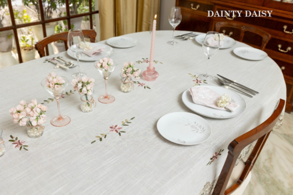 Hera Table Cloth 60"X108"