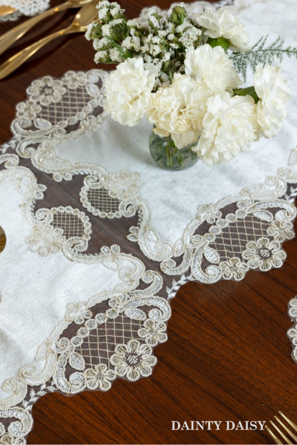 Tinsel Table Mats