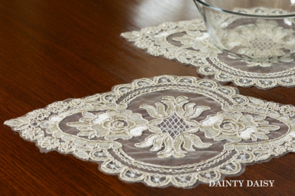 Diana Table Mats