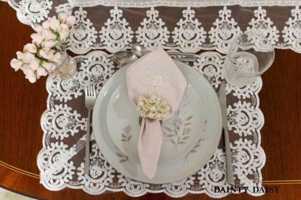 Elegance Table Mats