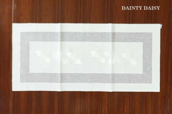 Minerva Table Runner 3 Feet