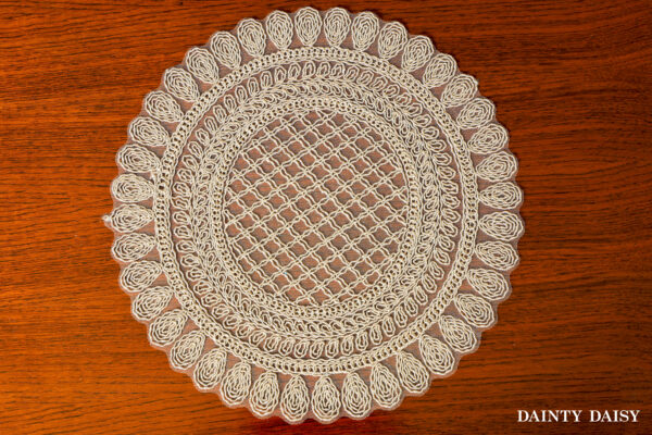 Zeus Beige Round Table Mats