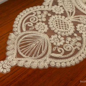 Zeus Table Runner 15"X36" 3 Feet